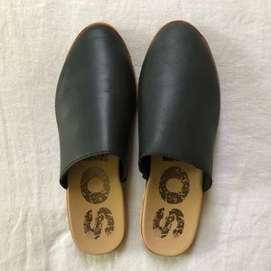 sorel clogs